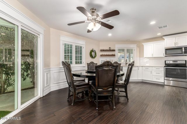 2035 E HAVEN Circle S, Gilbert, AZ 85298