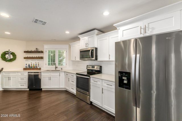 2035 E HAVEN Circle S, Gilbert, AZ 85298