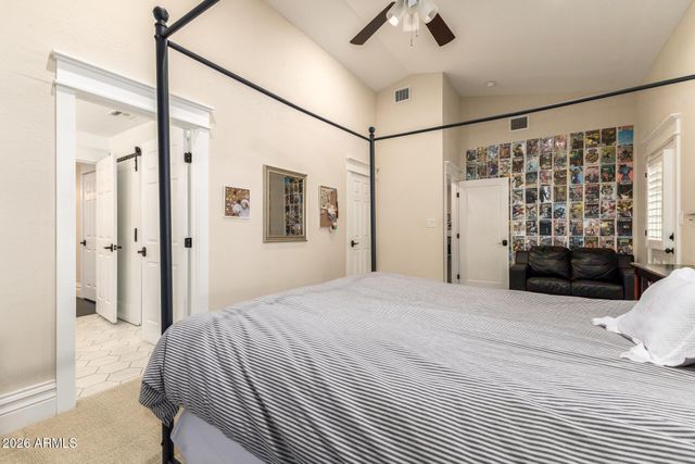 2035 E HAVEN Circle S, Gilbert, AZ 85298