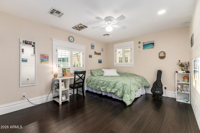 2035 E HAVEN Circle S, Gilbert, AZ 85298