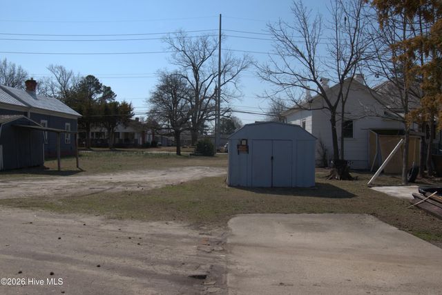 902 Nashville Road, Rocky Mount, NC 27803