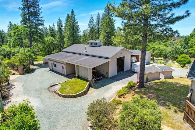 7780 Bear Ln, Somerset, CA 95684