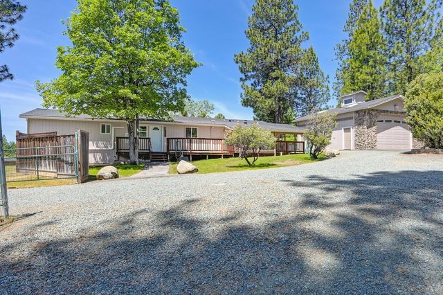 7780 Bear Ln, Somerset, CA 95684