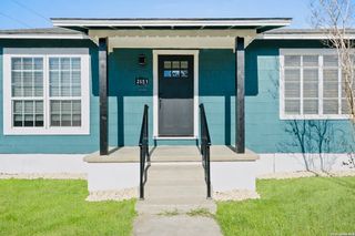 2551 W Summit Ave, San Antonio, TX 78228
