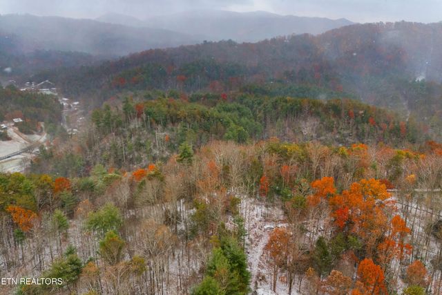 Old 15Th Rd, Hartford, TN 37753