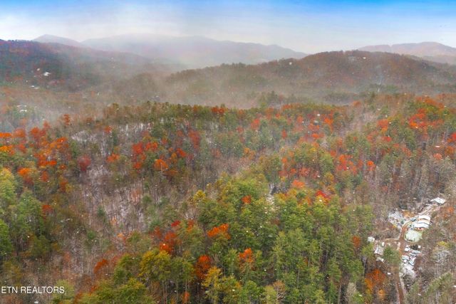 Old 15Th Rd, Hartford, TN 37753