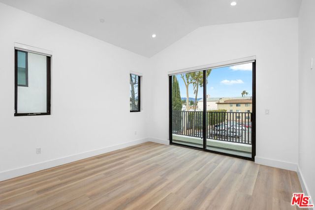 5317 Ben Avenue, Valley Village, CA 91607