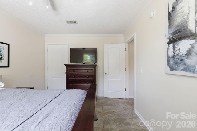 144 Hanover Street, Asheville, NC 28806