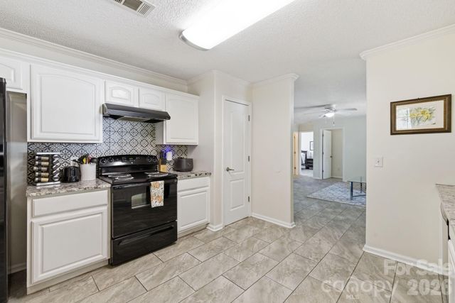 144 Hanover Street, Asheville, NC 28806