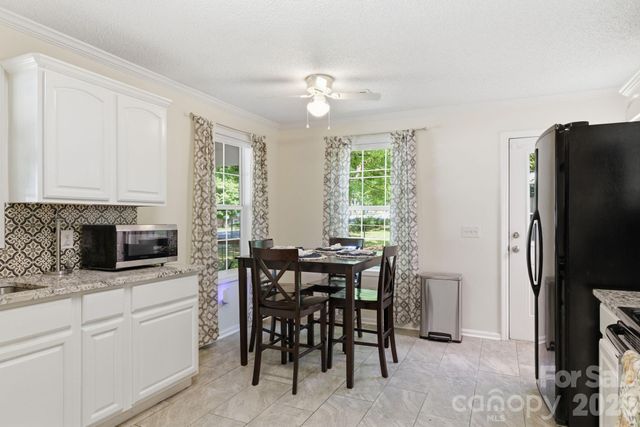 144 Hanover Street, Asheville, NC 28806