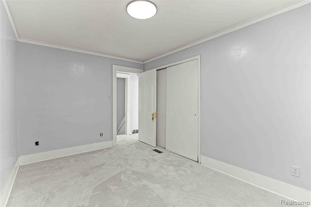 1558 College Avenue, Lincoln Park, MI 48146