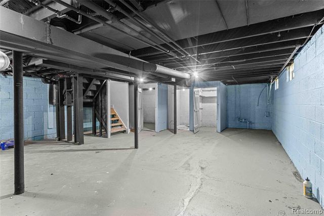 1558 College Avenue, Lincoln Park, MI 48146