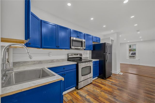 527 North Elliger Street, Allentown City, PA 18102