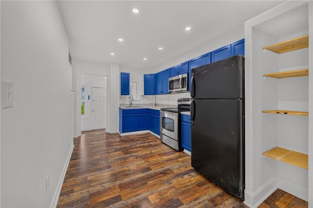 527 North Elliger Street, Allentown City, PA 18102