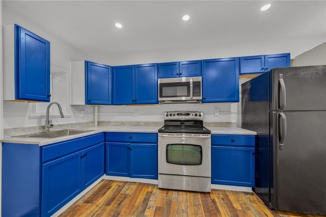 527 North Elliger Street, Allentown City, PA 18102