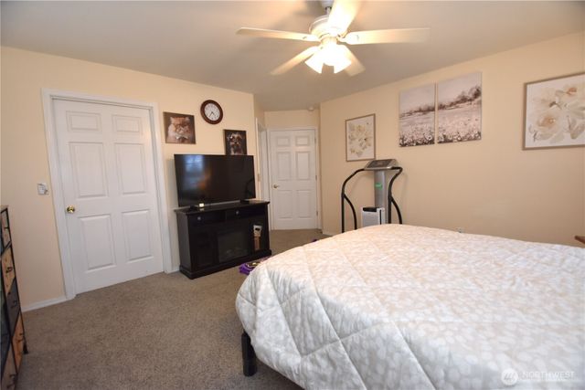 10724 92nd Street Ct SW, Tacoma, WA 98498