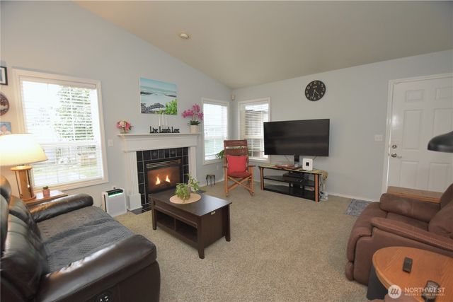 10724 92nd Street Ct SW, Tacoma, WA 98498