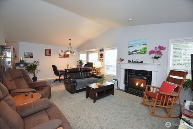 10724 92nd Street Ct SW, Tacoma, WA 98498