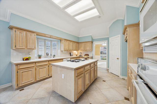 2021 Castlewind Court, League City, TX 77573