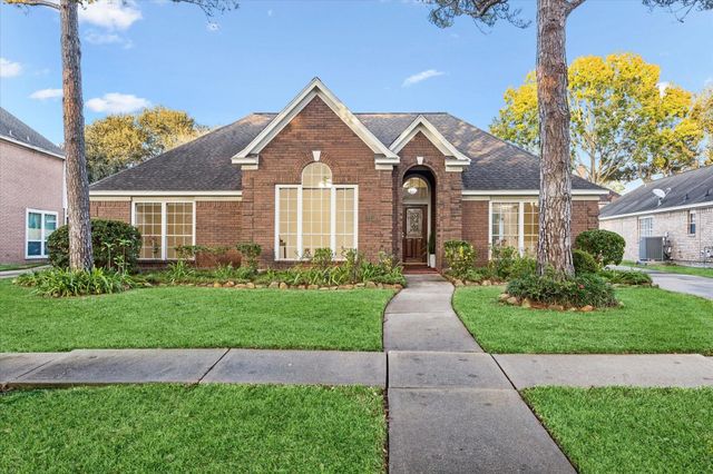 2021 Castlewind Court, League City, TX 77573