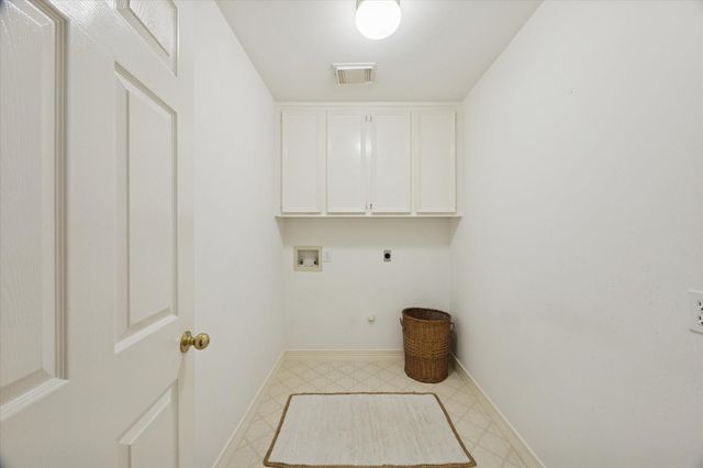 2021 Castlewind Court, League City, TX 77573