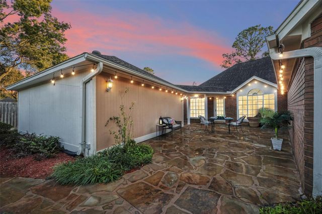 2021 Castlewind Court, League City, TX 77573