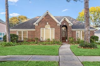 2021 Castlewind Court, League City, TX 77573