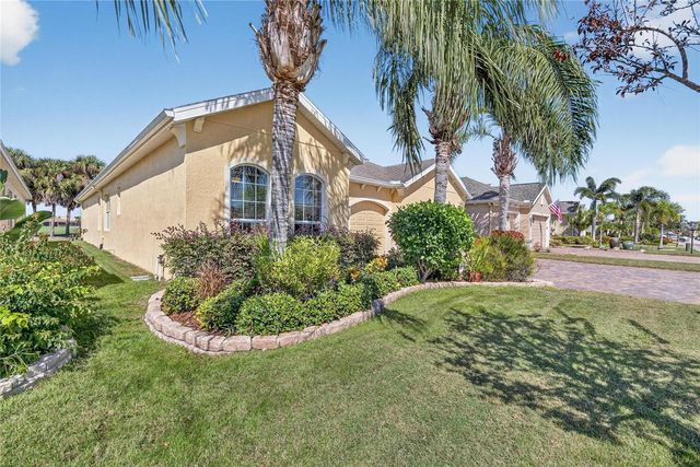 1616 EMERALD DUNES DRIVE, Sun City Center, FL 33573