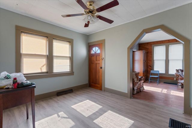 1639 Toledo Road, Elkhart, IN 46516