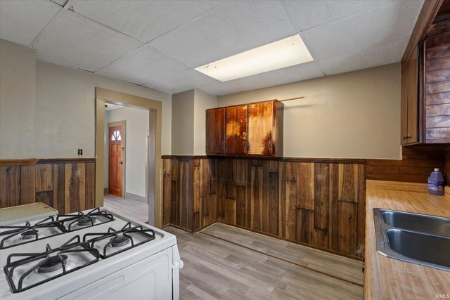 1639 Toledo Road, Elkhart, IN 46516