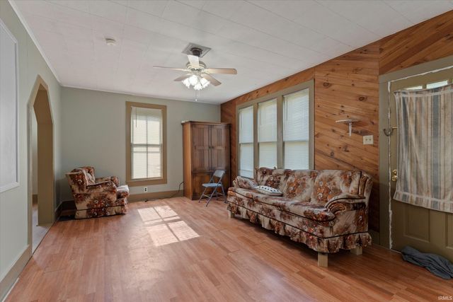 1639 Toledo Road, Elkhart, IN 46516