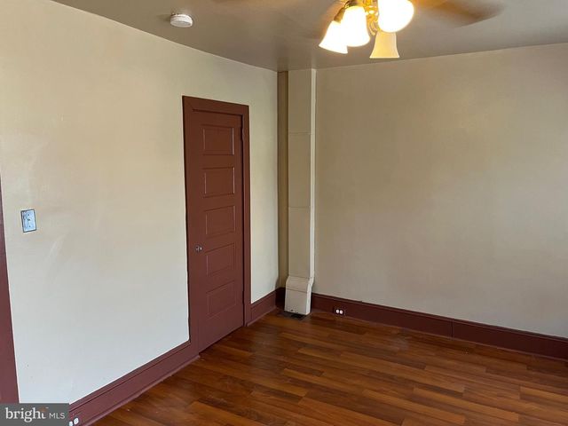 124 CHESTER AVE, Coatesville, PA 19320