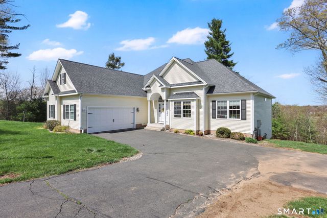 5 Beaudry Lane, Bloomfield, CT 06002