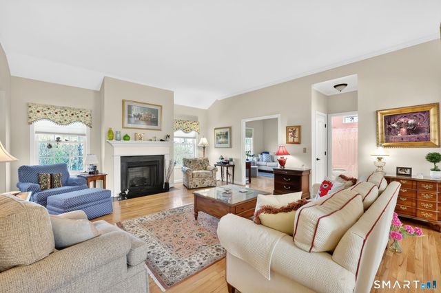 5 Beaudry Lane, Bloomfield, CT 06002