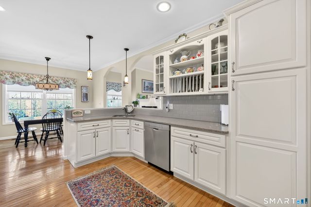 5 Beaudry Lane, Bloomfield, CT 06002