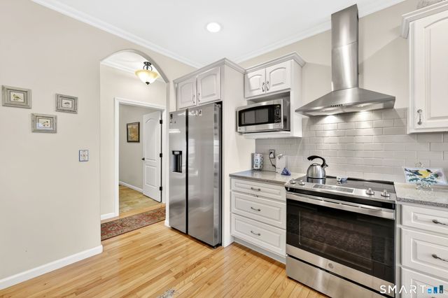 5 Beaudry Lane, Bloomfield, CT 06002