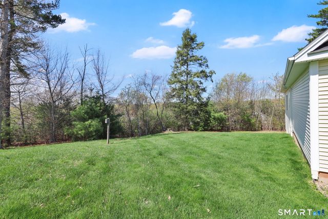 5 Beaudry Lane, Bloomfield, CT 06002