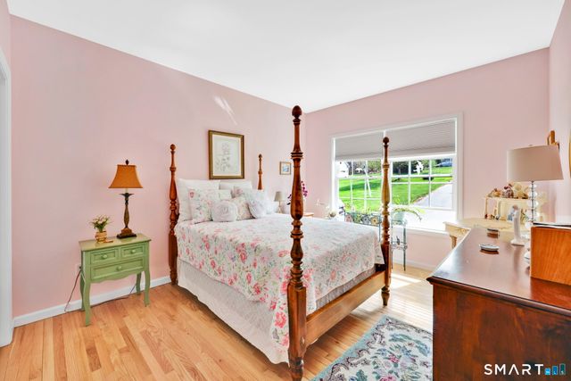5 Beaudry Lane, Bloomfield, CT 06002
