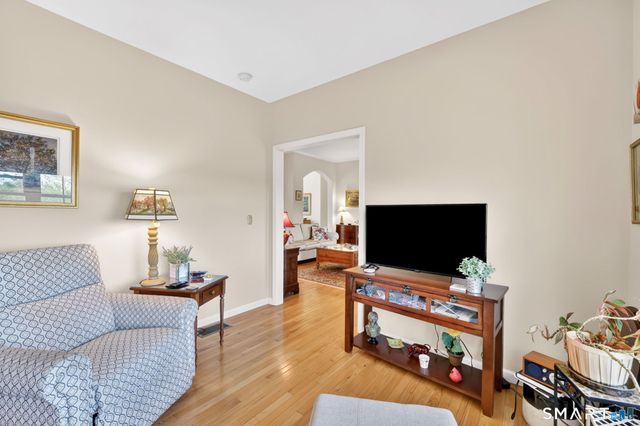 5 Beaudry Lane, Bloomfield, CT 06002