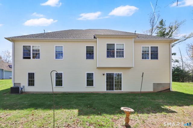 5 Beaudry Lane, Bloomfield, CT 06002