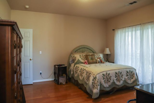 1984 Rialto Court, Clovis, CA 93611