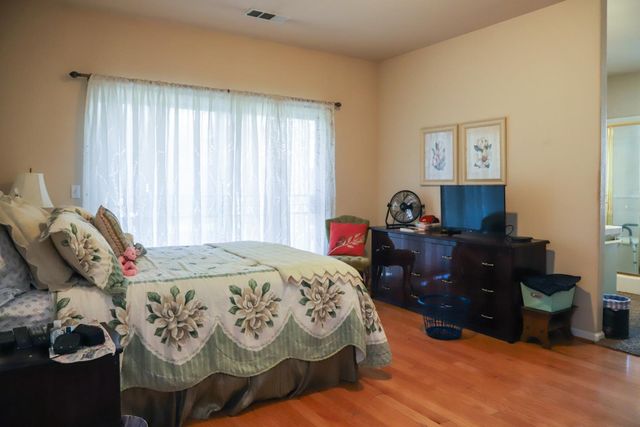 1984 Rialto Court, Clovis, CA 93611
