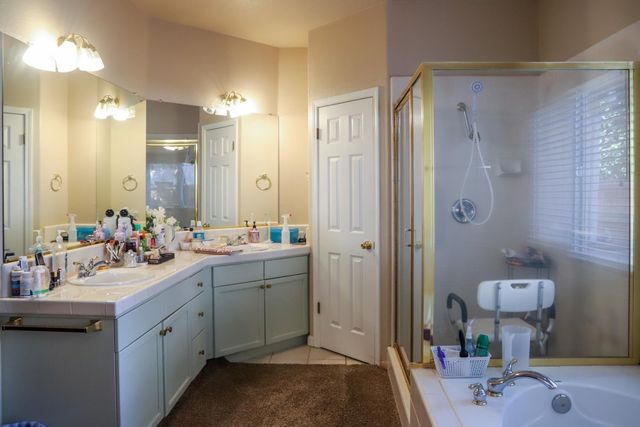 1984 Rialto Court, Clovis, CA 93611