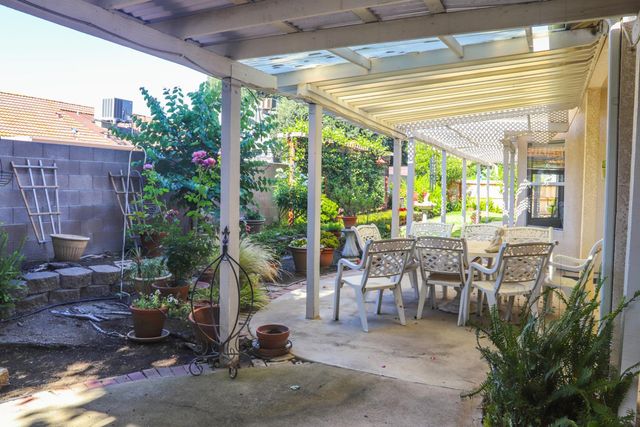 1984 Rialto Court, Clovis, CA 93611