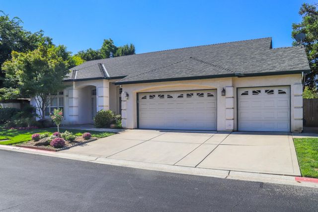 1984 Rialto Court, Clovis, CA 93611