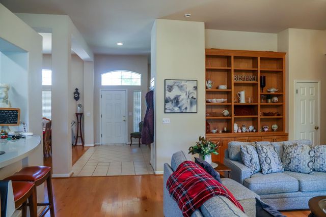 1984 Rialto Court, Clovis, CA 93611