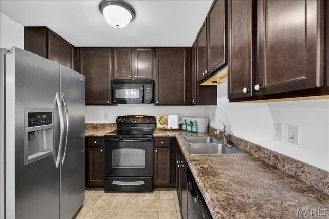 401 Wild Oak Drive, O'fallon, MO 63368