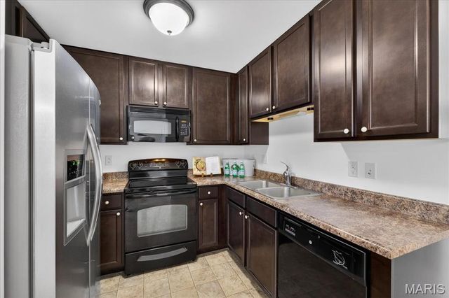 401 Wild Oak Drive, O'fallon, MO 63368