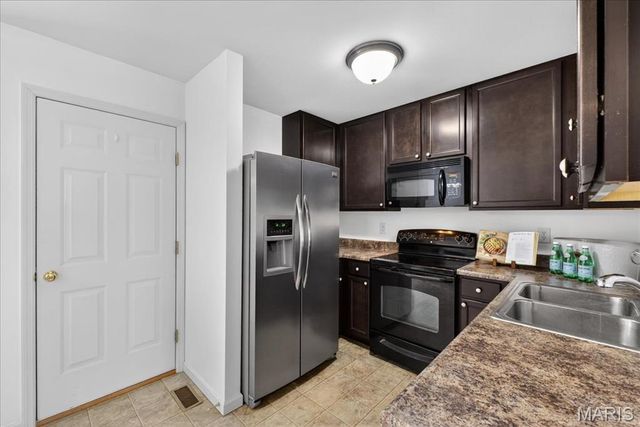 401 Wild Oak Drive, O'fallon, MO 63368