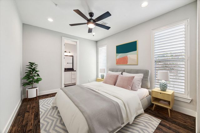 912 Yale Street D, Houston, TX 77008